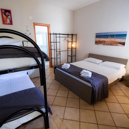 B&B Macchia Mediterranea Сан-П'єтро-ін-Беванья Екстер'єр фото