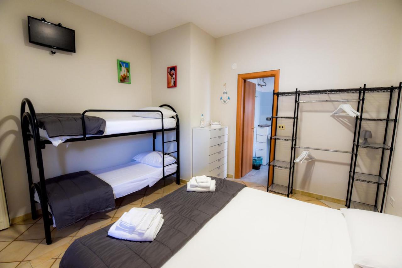 B&B Macchia Mediterranea Сан-П'єтро-ін-Беванья Екстер'єр фото